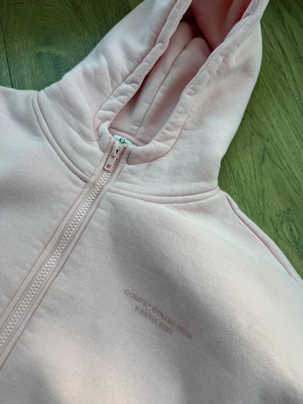 Comfrt Zip Hoodie- Pastel Edition (Bubblegum) - Picture 2 of 4